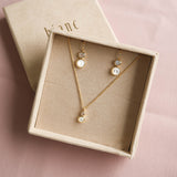 Posy Earrings Mother of Pearl